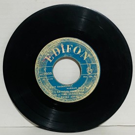 fatma aktaş - Yüce Dağ Başında Harman Olur Mu - Kayadan İndim Bağa / Yolum Uzaktır - Urfanın Yolu Taştır EP plak