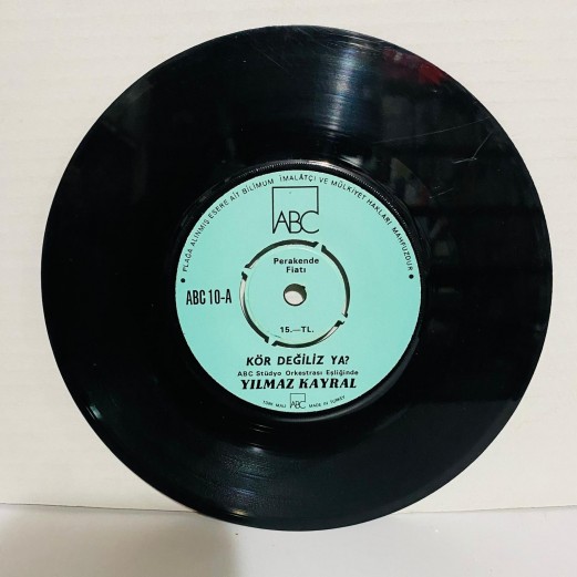 yılmaz kayral ( urfalı babi )  & ABC stüdyo orkestrası - kör değiliz ya - bebek 45 lik plak 