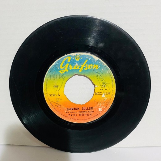 zeki müren - eller gibi davranma - sarmaşık gülleri 45 lik plak 