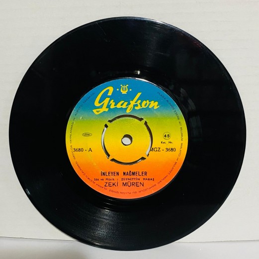 zeki müren - inleyen nağmeler - gizli aşk   45 lik plak  zeki müren - inleyen nağmeler - gizli aşk   45 lik plak