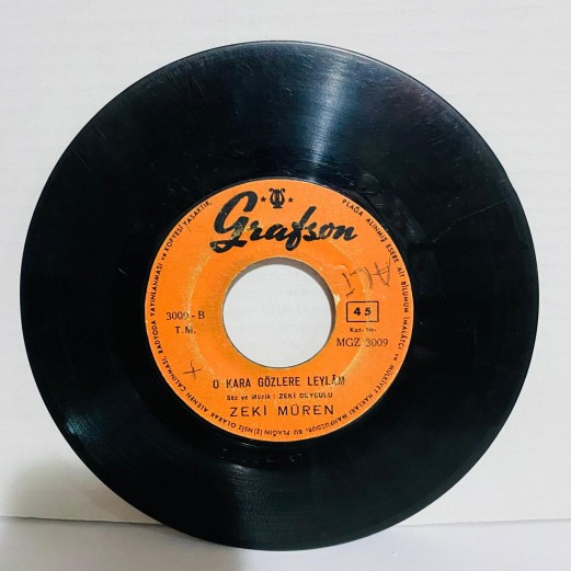 ZEKİ MÜREN - AH BU DÜNYA / O KARA GÖZLERE LEYLAM 45 lik plak 