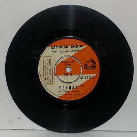 KAMURAN AKKOR - Reyhan / Laleler 45 lik plak 