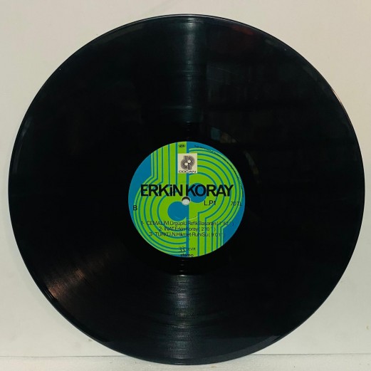 erkin koray - elektronik türküler LP ( 1974 )  ilk baskı 