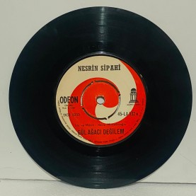 nesrin sipahi - gül ağacı değilem - süreyya 45 lik plak 