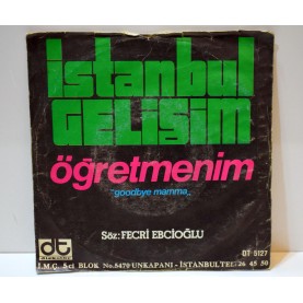 İSTANBUL GELİŞİM ORKESTRASI - Öğretmenim / Bize Ne Bundan 