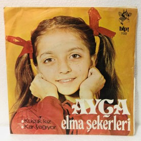 AYÇA ELMA ŞEKERLERİ - KÜÇÜK KIZ - KAR YAĞIYOR 45 LİK 