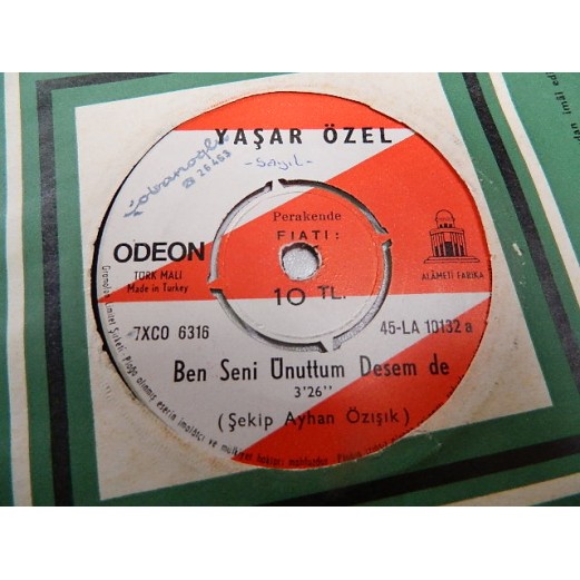 YAŞAR ÖZEL - Gönül Her Akşam / Ben Seni Unuttum Desem De