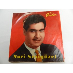 NURİ SESİGÜZEL -Bastığımız Kara Toprak / Saç Beyaz Olmuş